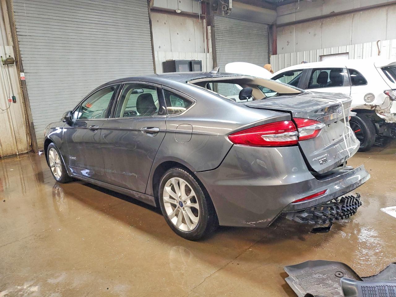2019 FORD FUSION SE photo 2