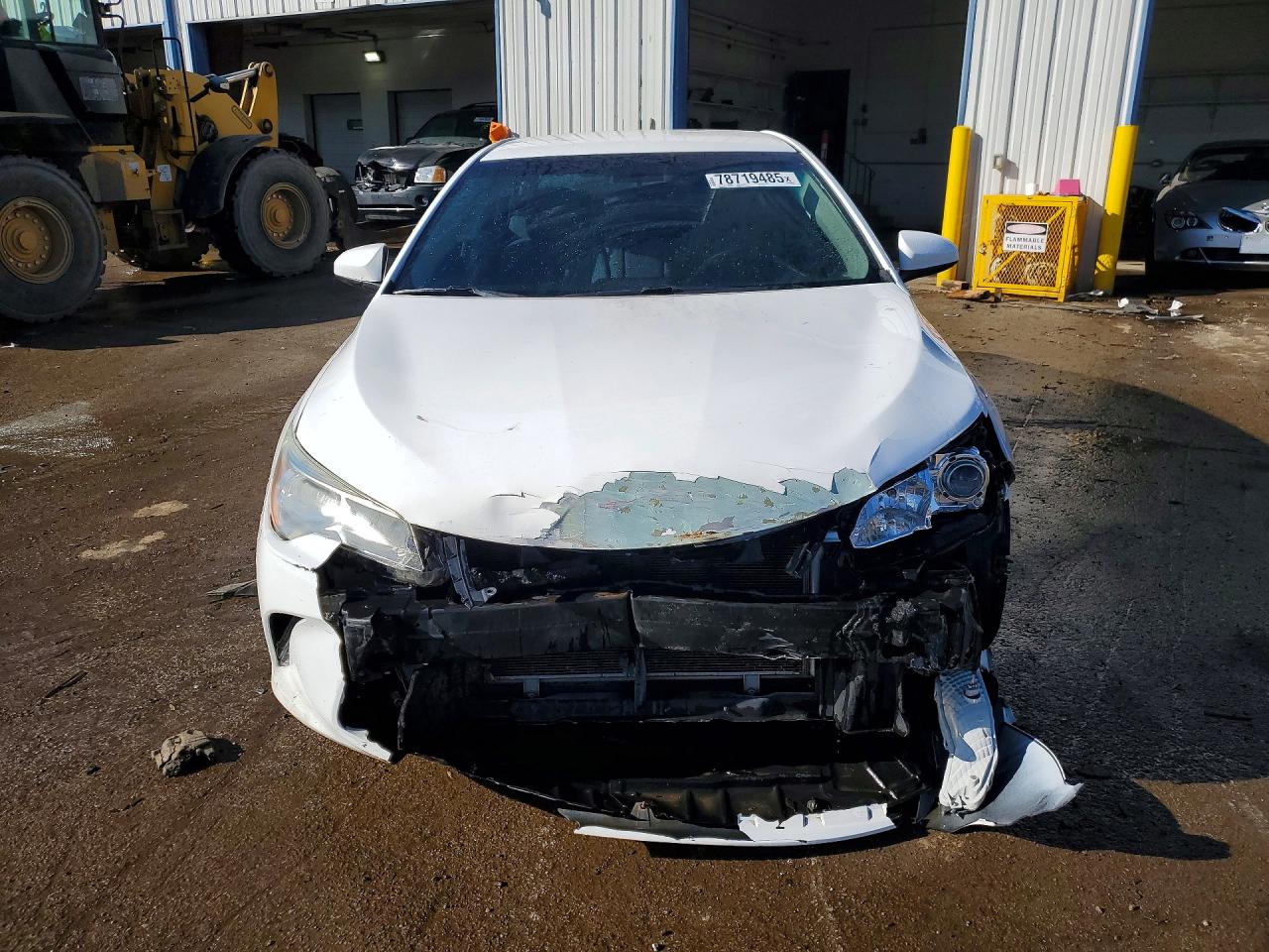 2016 TOYOTA CAMRY LE photo 5