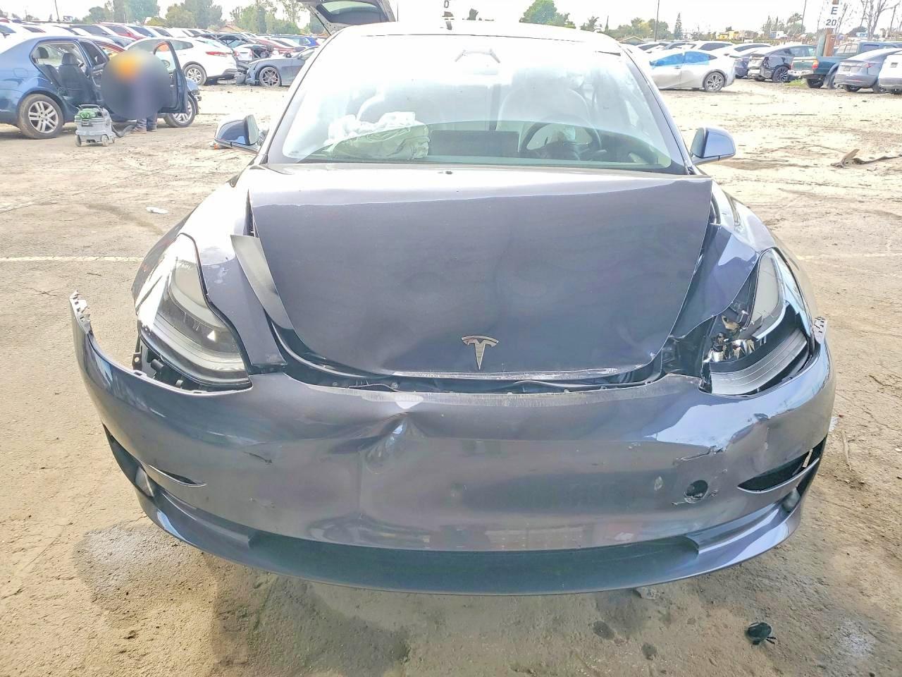 2023 TESLA MODEL 3 photo 9