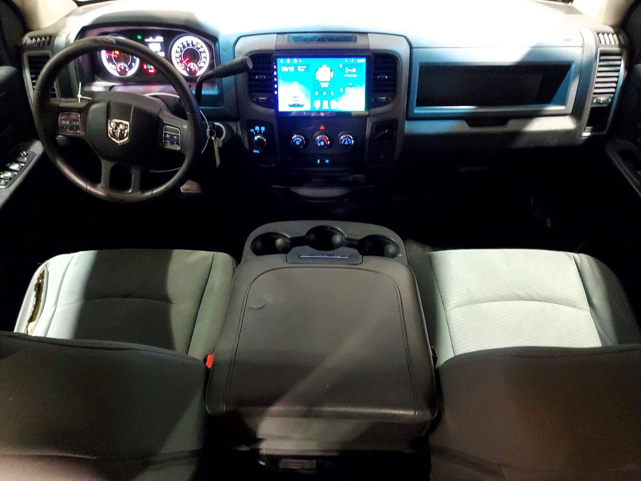 2013 RAM 1500 ST photo 26