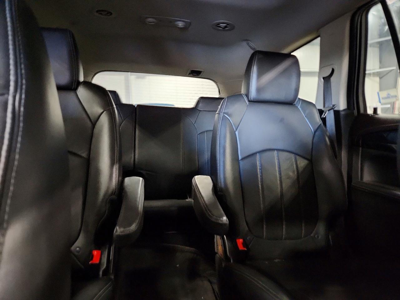 2016 BUICK ENCLAVE photo 10