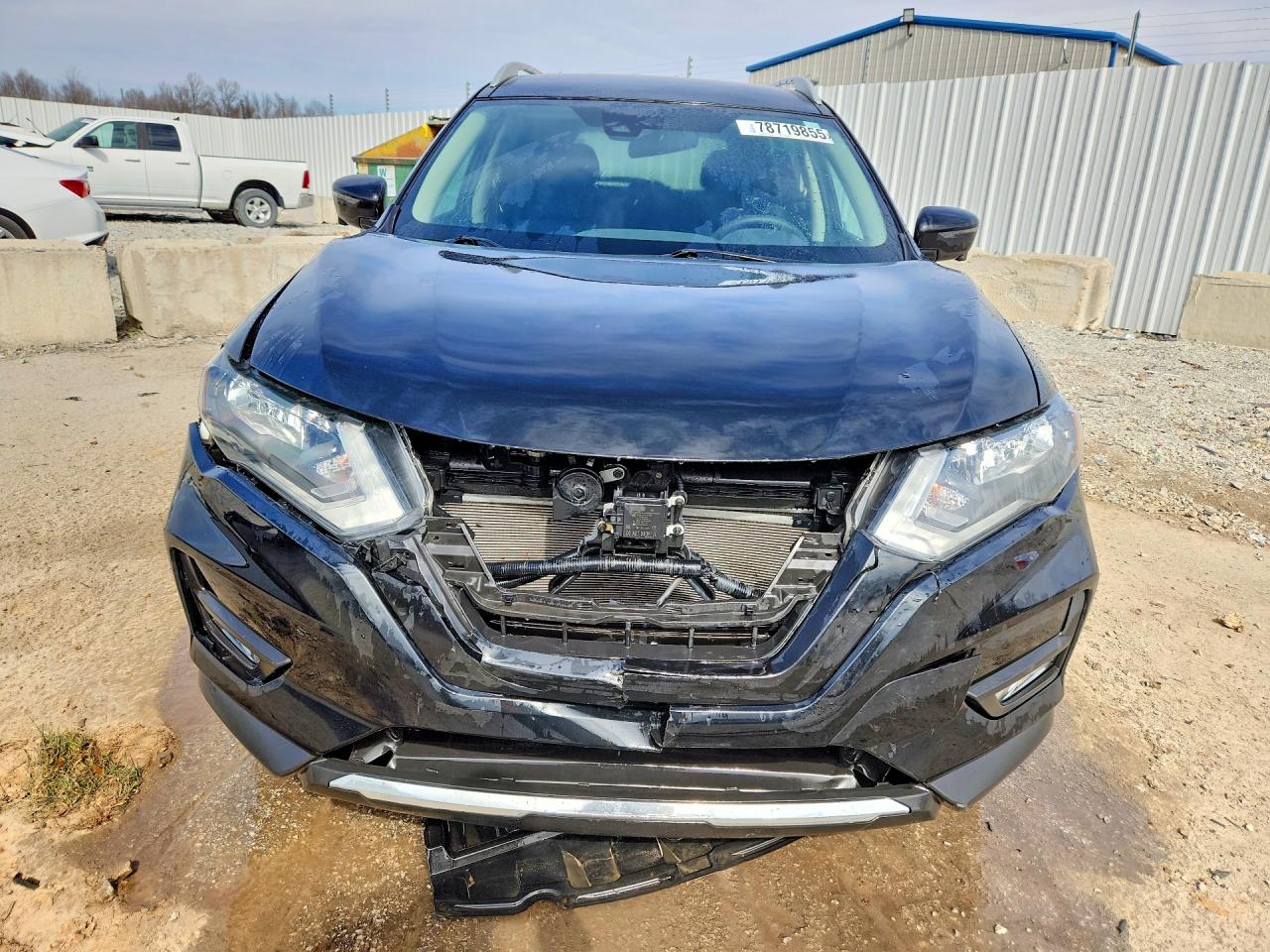 2019 NISSAN ROGUE SV photo 5