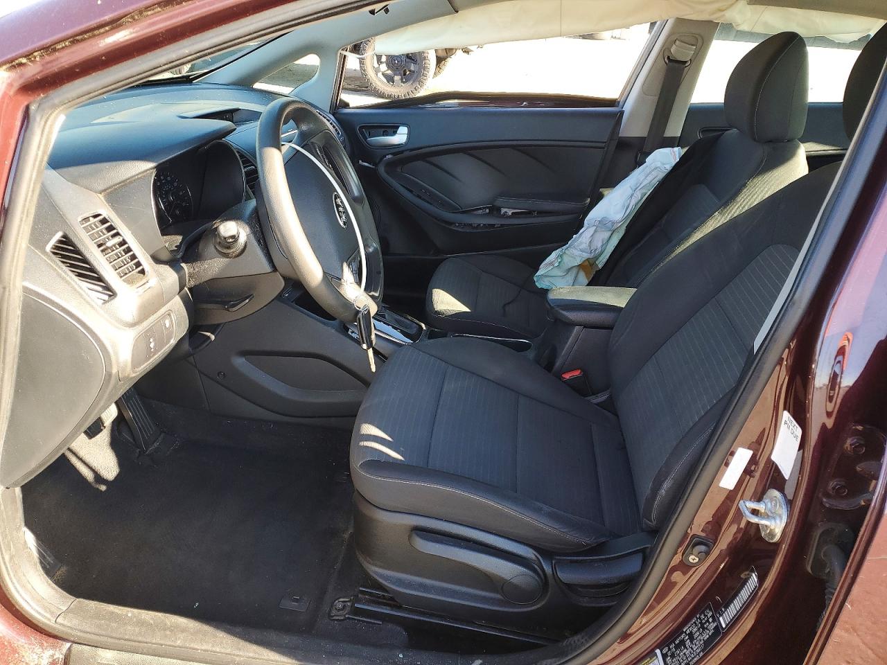 2018 KIA FORTE LX photo 7