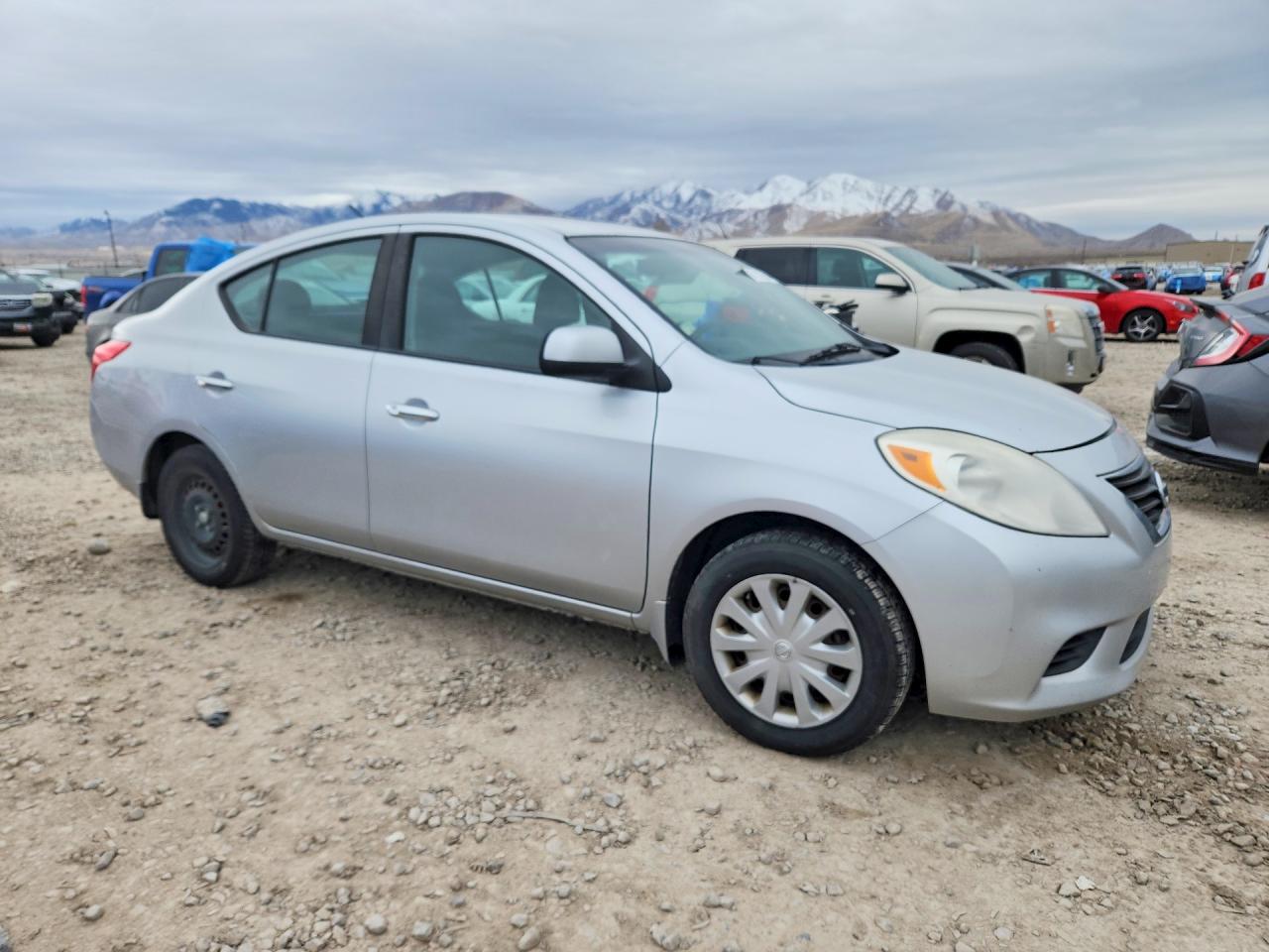 2012 NISSAN VERSA 1.6 S photo 4