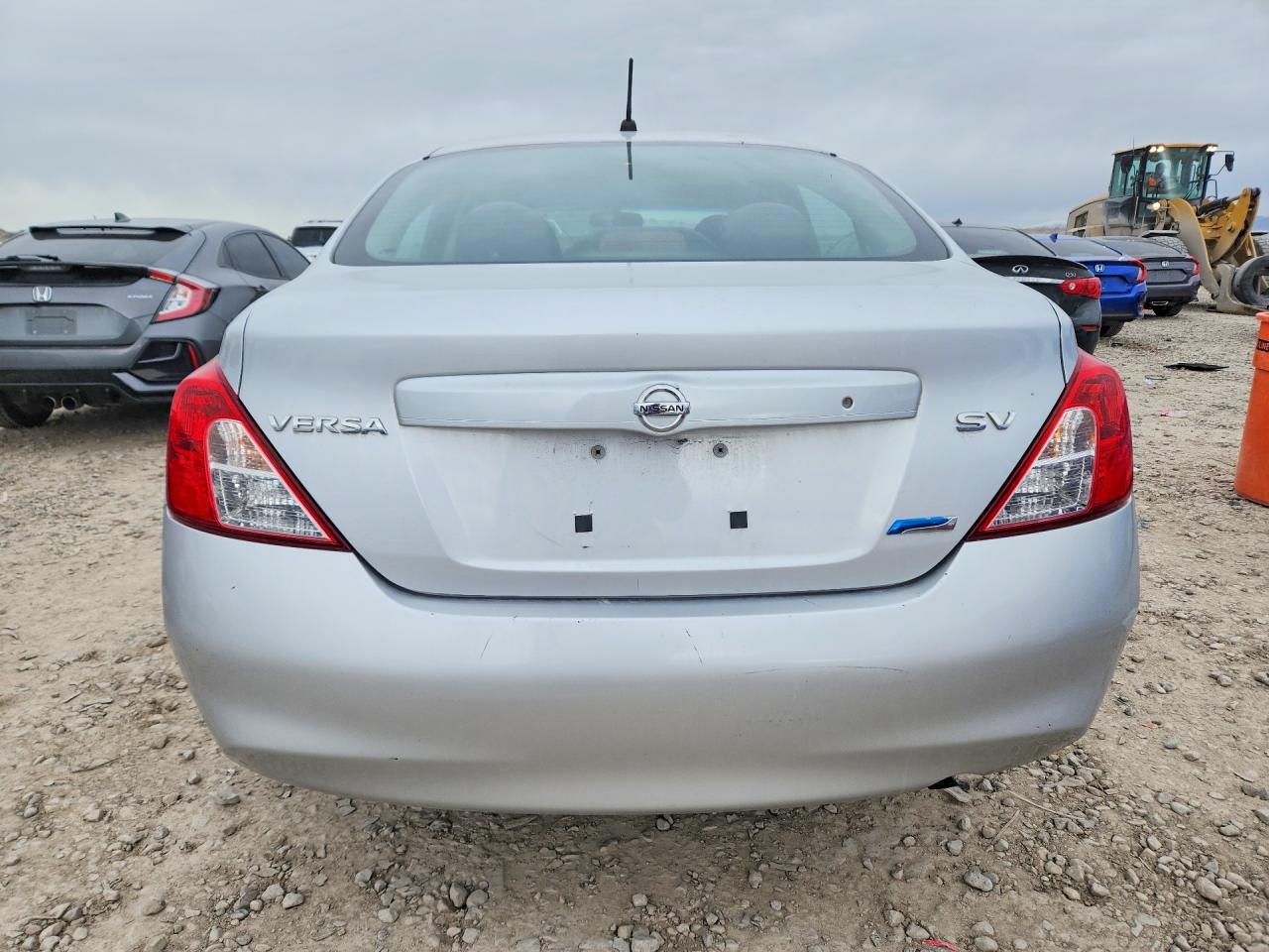 2012 NISSAN VERSA 1.6 S photo 6