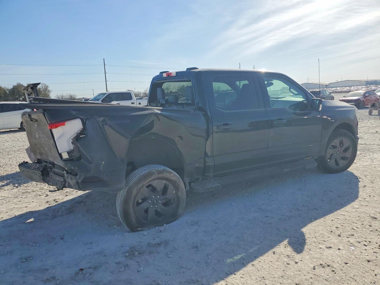 2024 FORD F150 LIGHTNING XLT photo 5