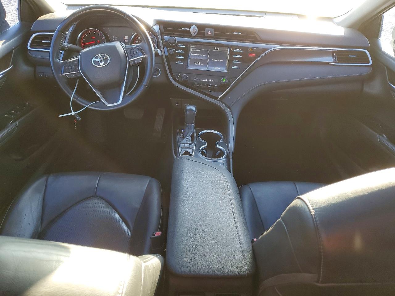 2018 TOYOTA CAMRY XSE photo 15