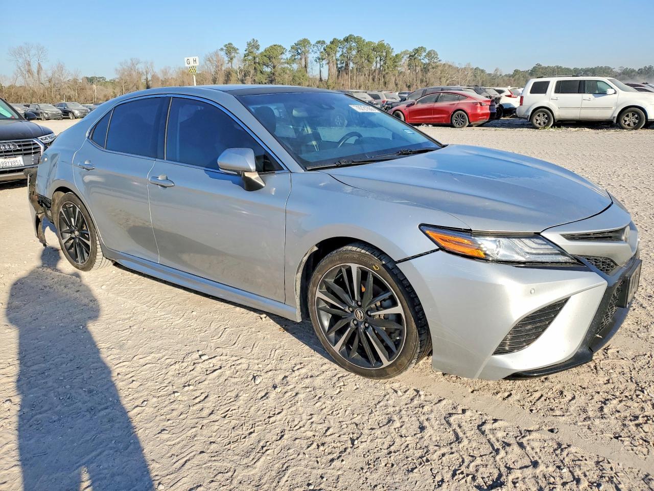 2018 TOYOTA CAMRY XSE photo 7