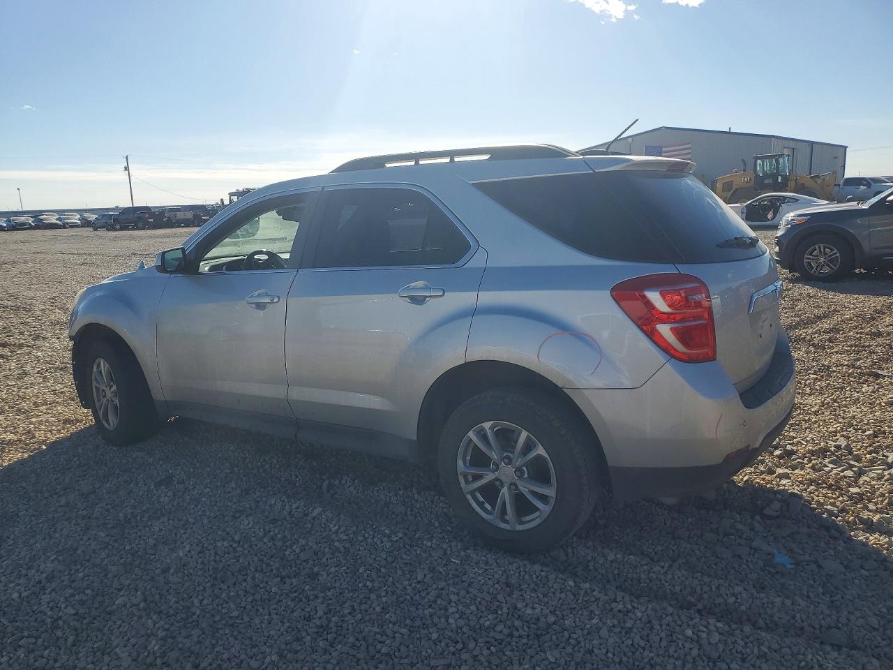 2016 CHEVROLET EQUINOX LT photo 3