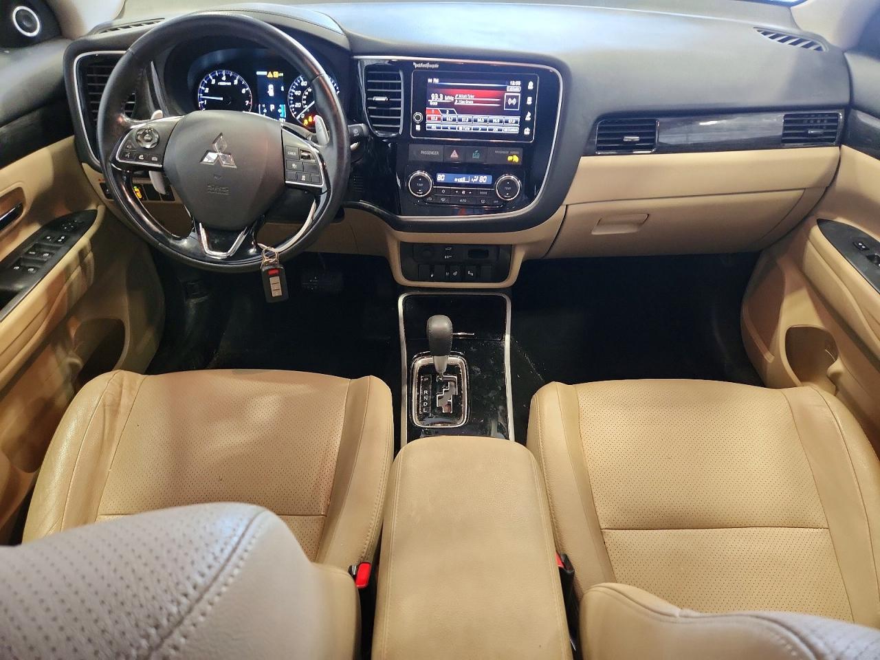 2017 MITSUBISHI OUTLANDER GT photo 15