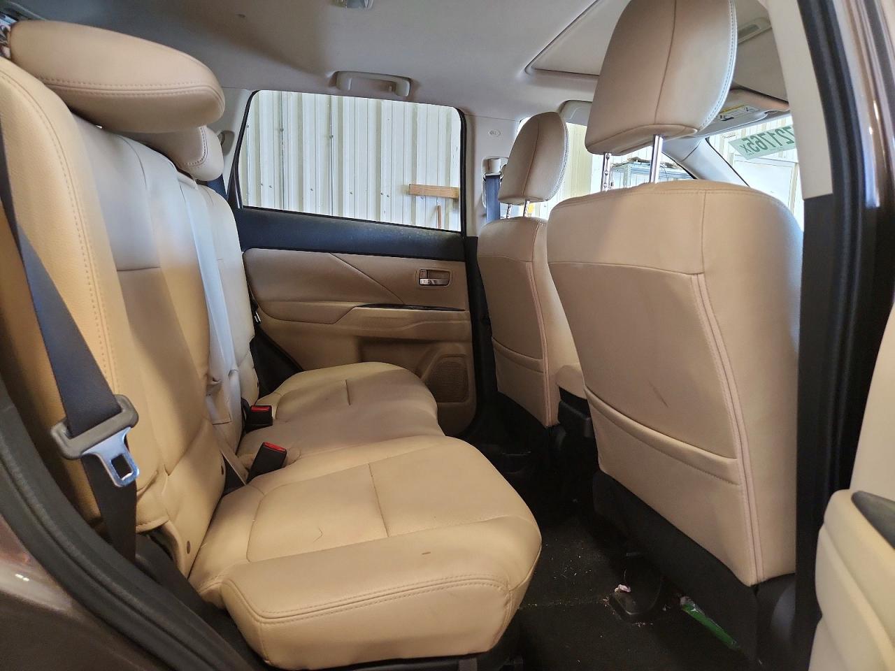 2017 MITSUBISHI OUTLANDER GT photo 21