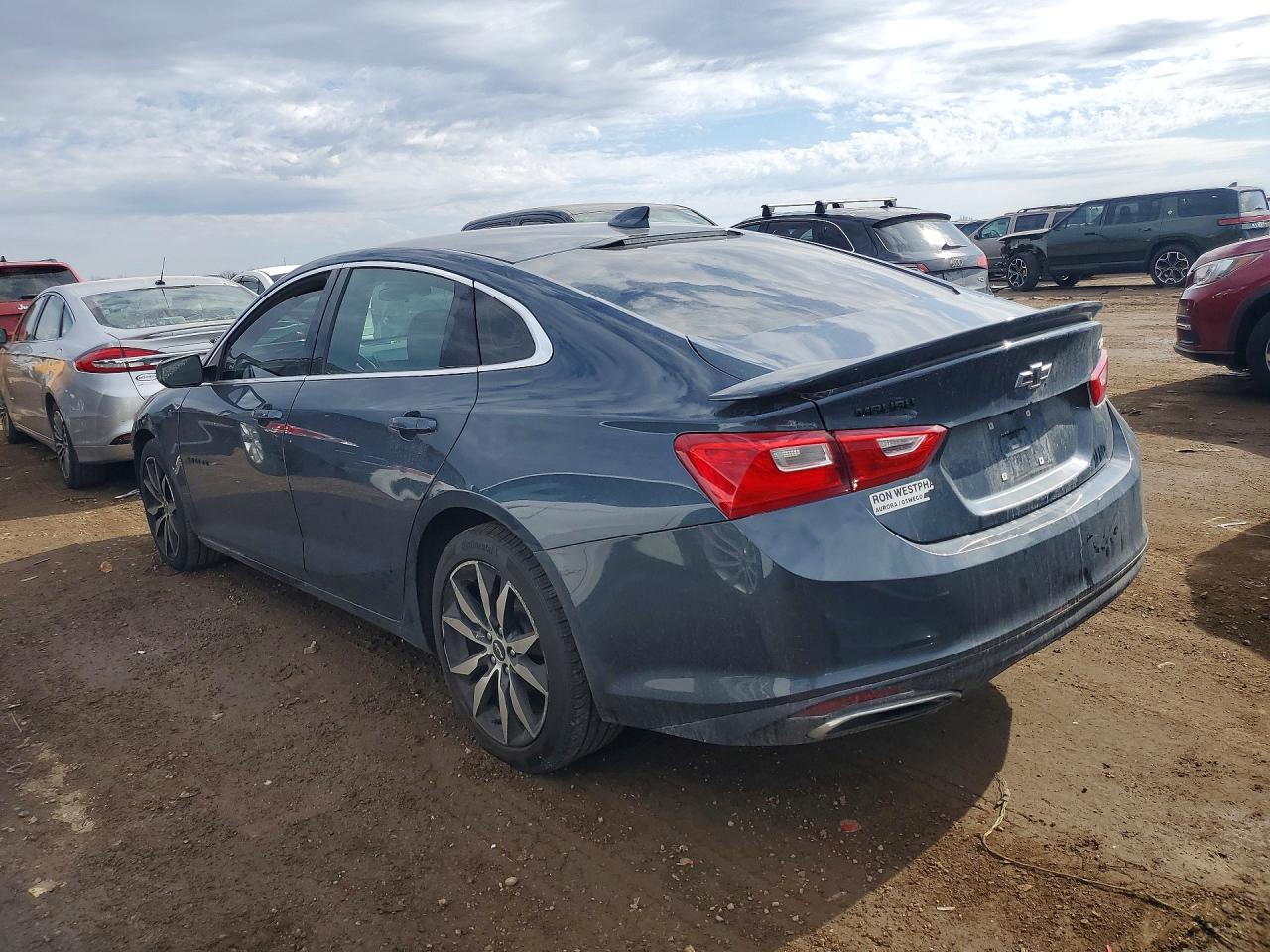 2020 CHEVROLET MALIBU RS photo 3