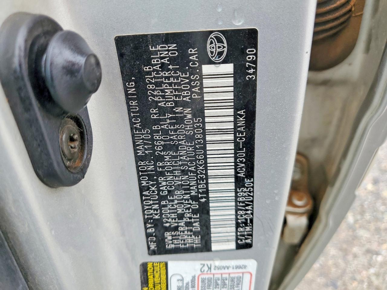 2006 TOYOTA CAMRY LE photo 23