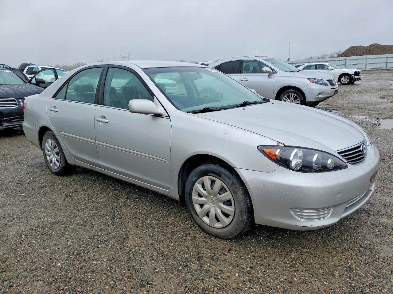 2006 TOYOTA CAMRY LE photo 7