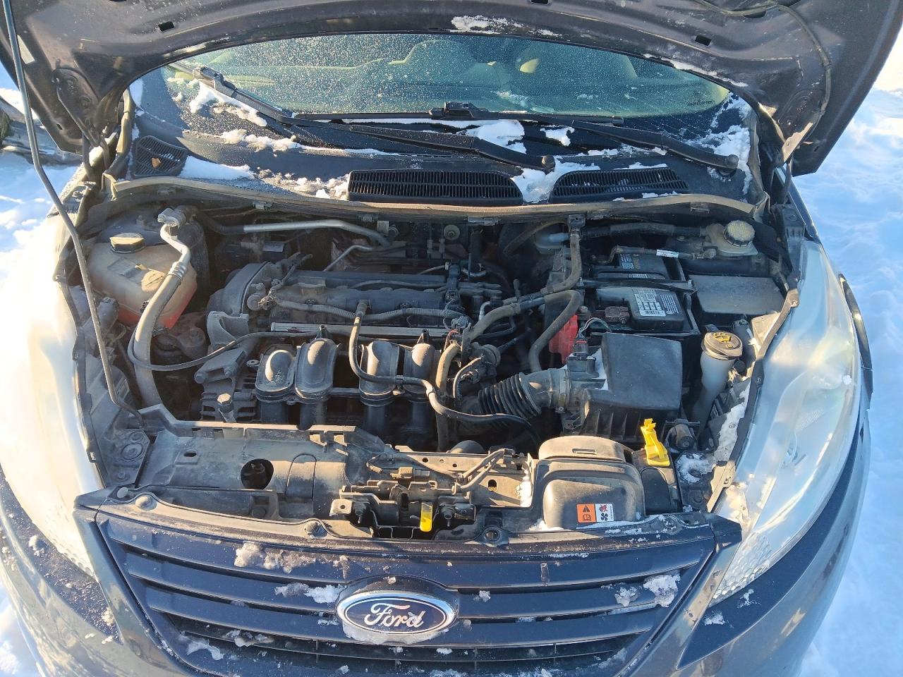 2012 FORD FIESTA S photo 11