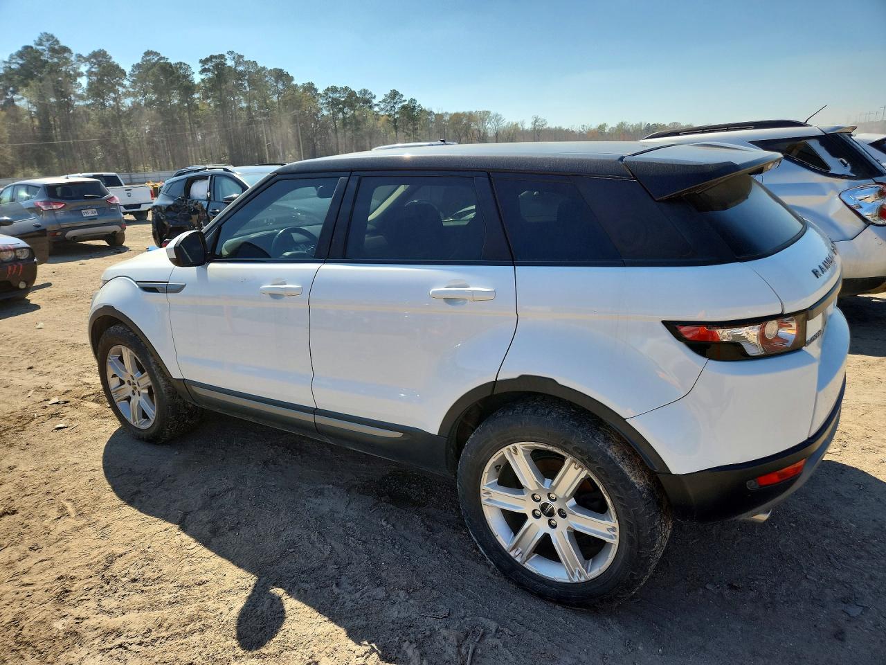 2015 LAND ROVER RANGE ROVER EVOQUE PURE PLUS photo 3