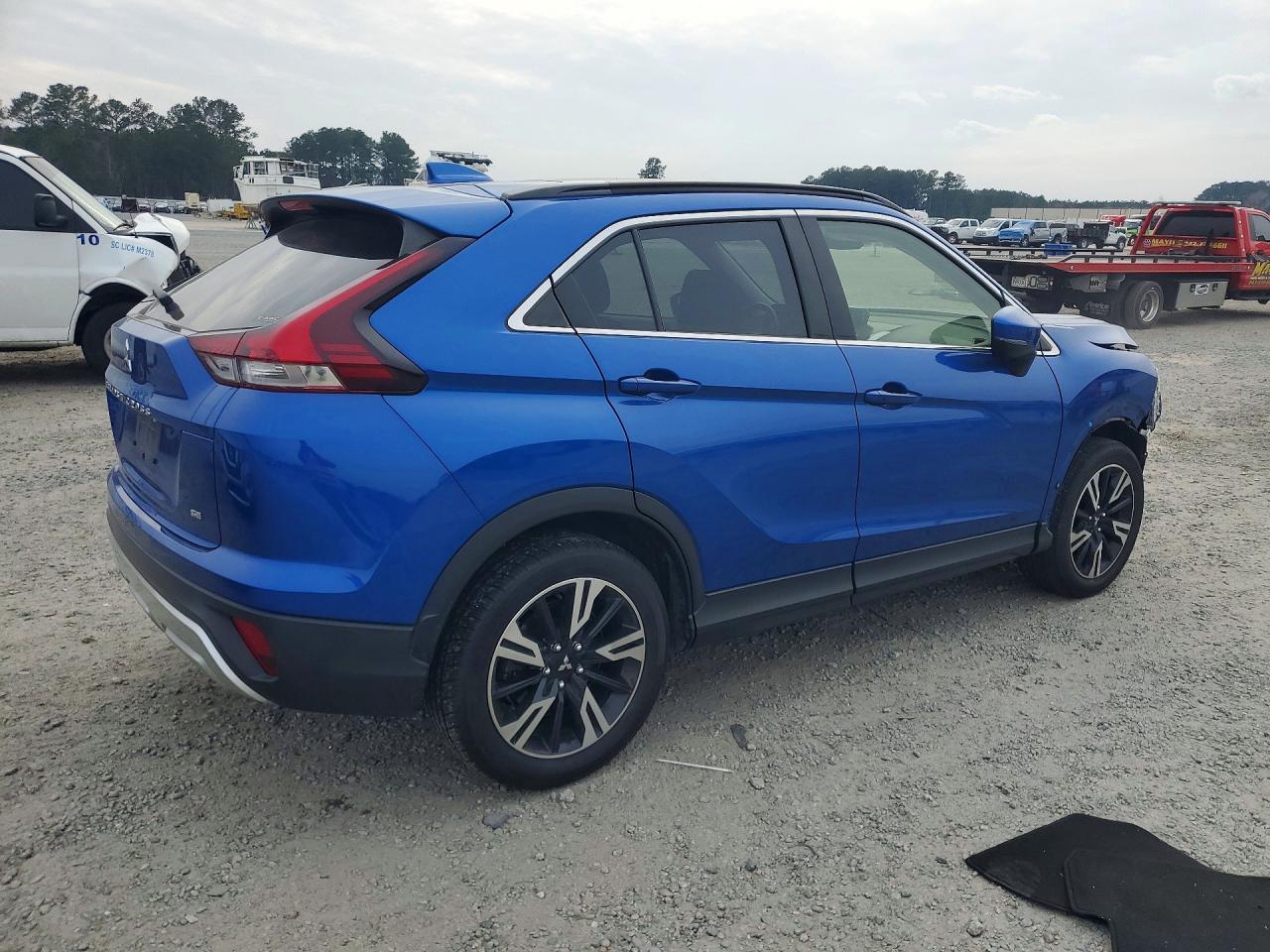 2024 MITSUBISHI ECLIPSE CROSS SE photo 5