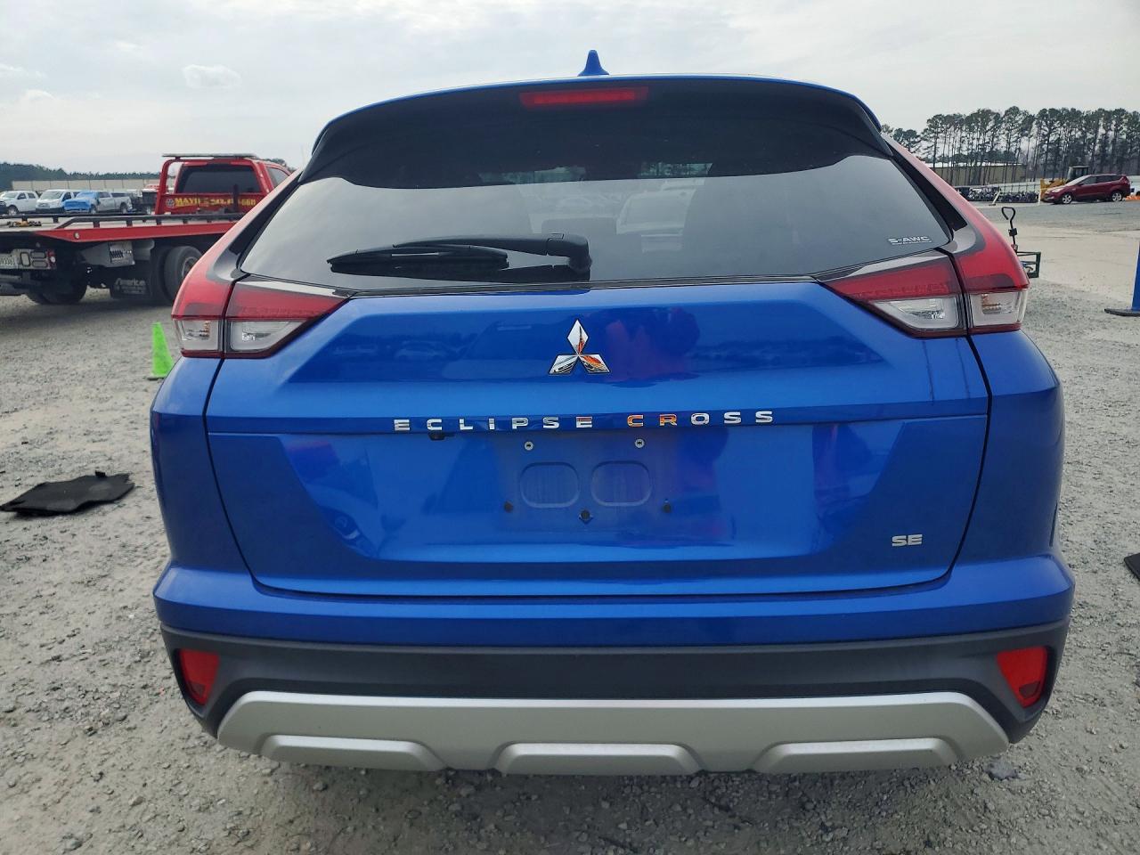 2024 MITSUBISHI ECLIPSE CROSS SE photo 11