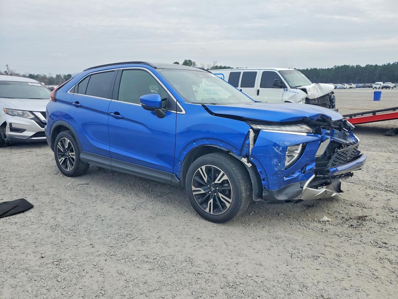 2024 MITSUBISHI ECLIPSE CROSS SE photo 7