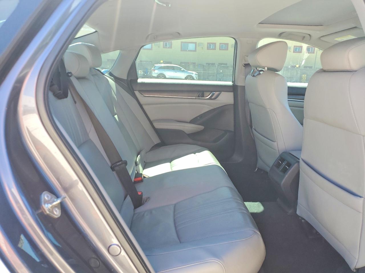 2020 HONDA ACCORD EXL photo 19