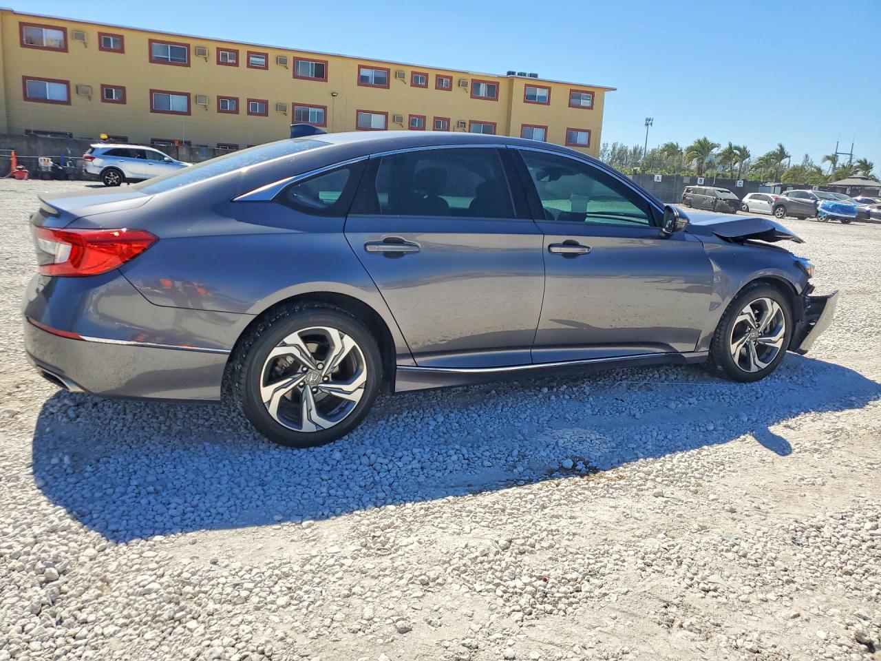 2020 HONDA ACCORD EXL photo 5