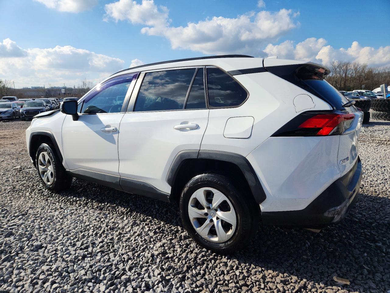 2019 TOYOTA RAV4 LE photo 2
