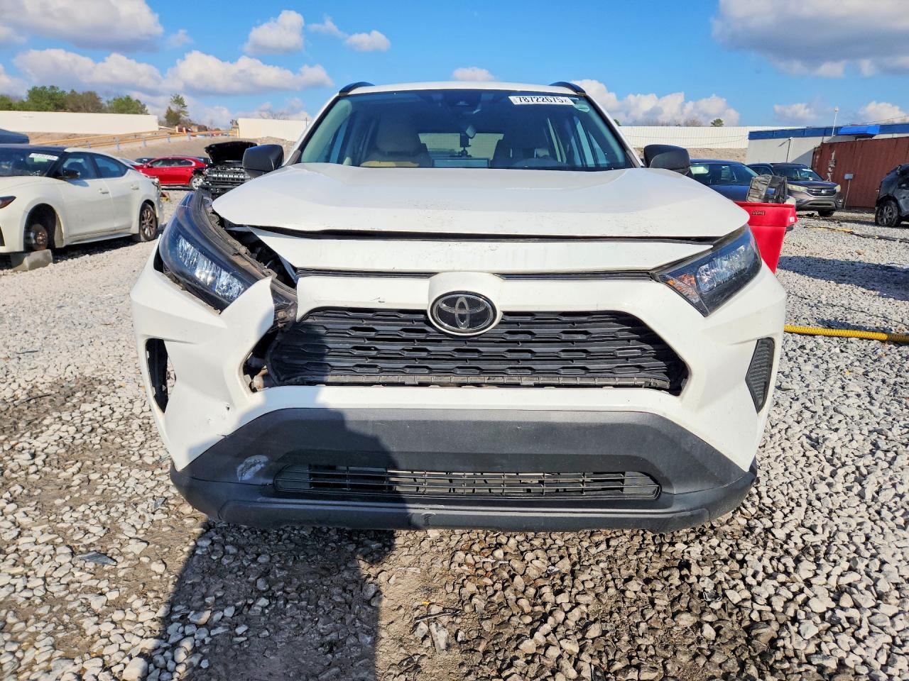 2019 TOYOTA RAV4 LE photo 5