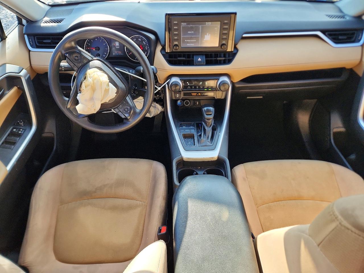 2019 TOYOTA RAV4 LE photo 8
