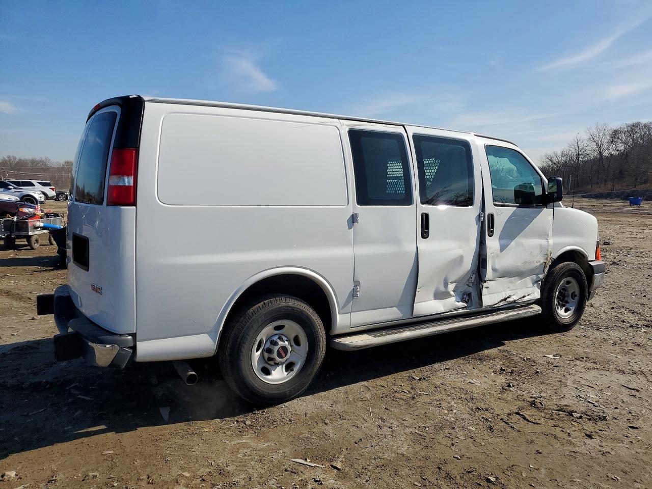 2017 GMC SAVANA 2500 CARGO UTILITY / SERVICE VAN photo 5