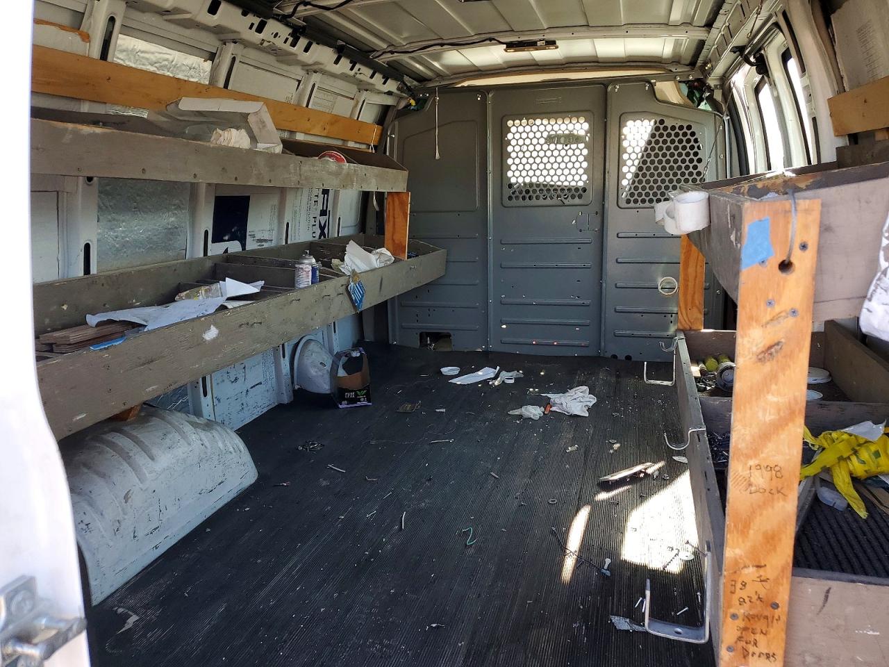 2017 GMC SAVANA 2500 CARGO UTILITY / SERVICE VAN photo 19