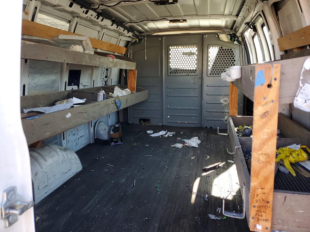 2017 GMC SAVANA 2500 CARGO UTILITY / SERVICE VAN photo 21