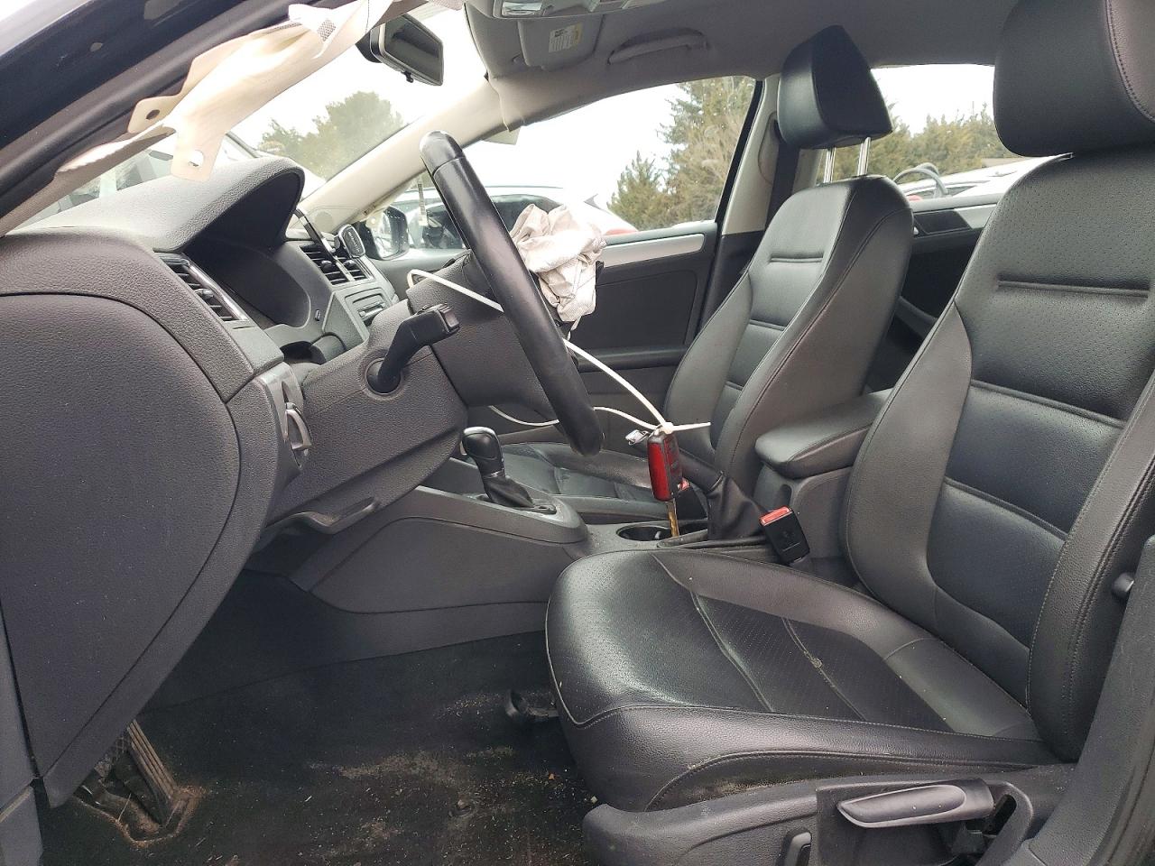 2014 VOLKSWAGEN JETTA SE photo 13