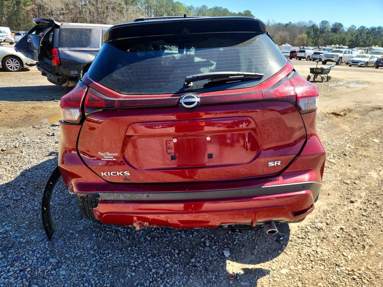 2022 NISSAN KICKS SR photo 11