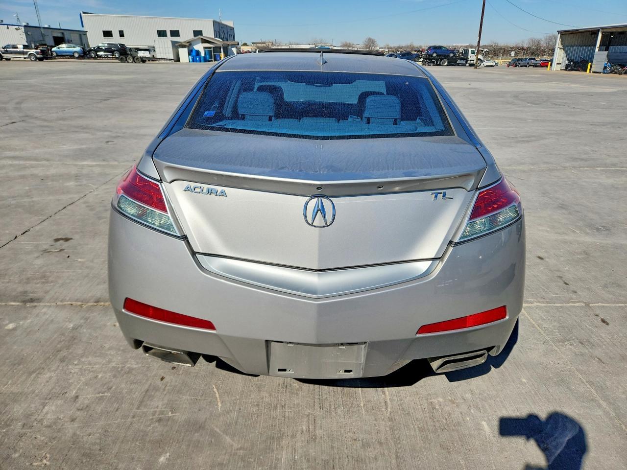 2011 ACURA TL photo 11