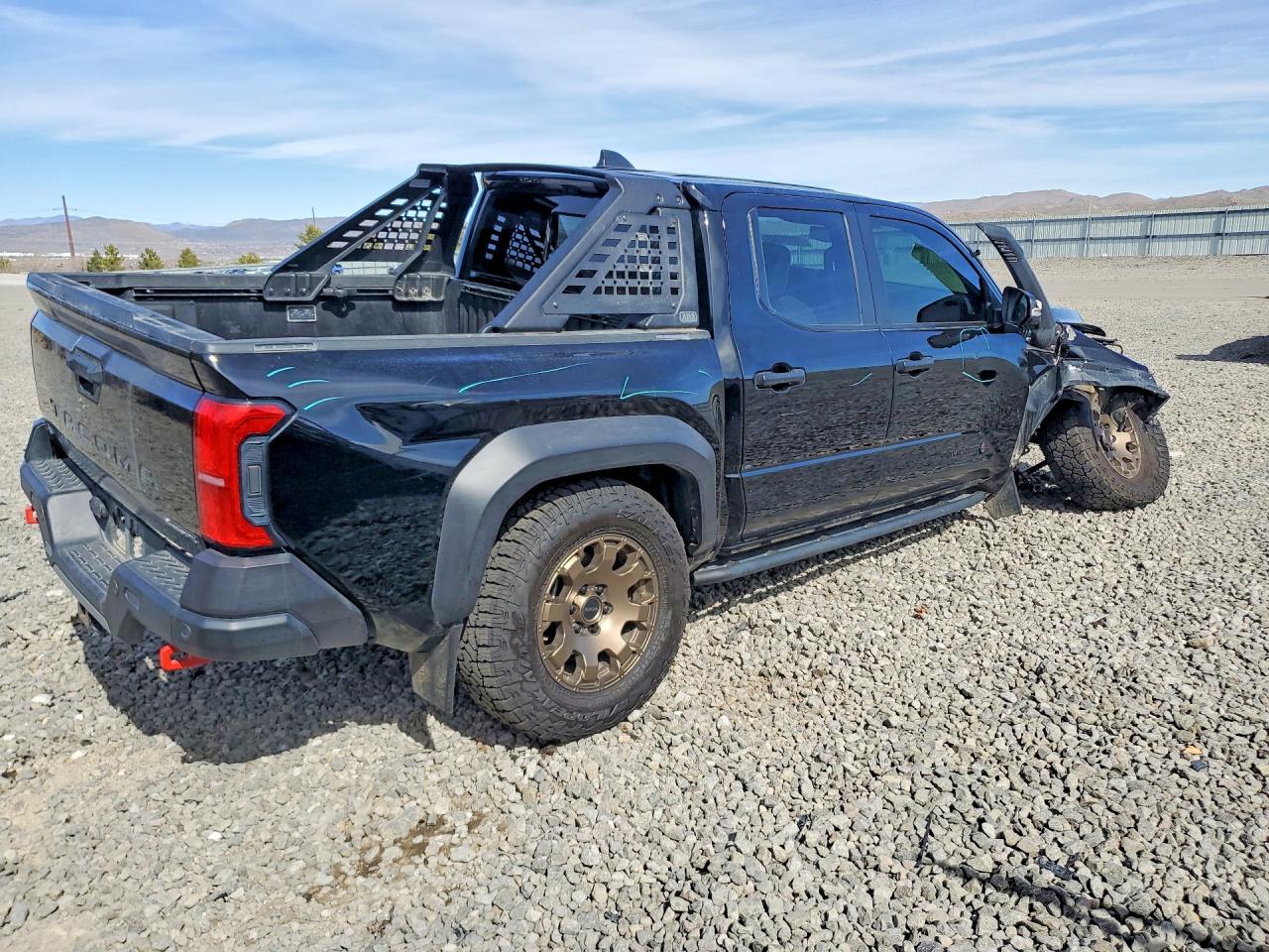 2024 TOYOTA TACOMA DOUBLE CAB photo 5
