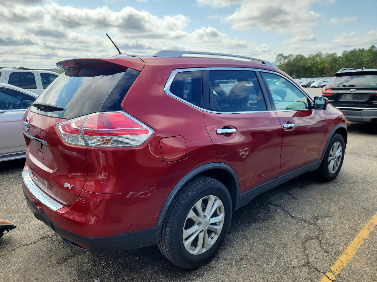 2016 NISSAN ROGUE S photo 5
