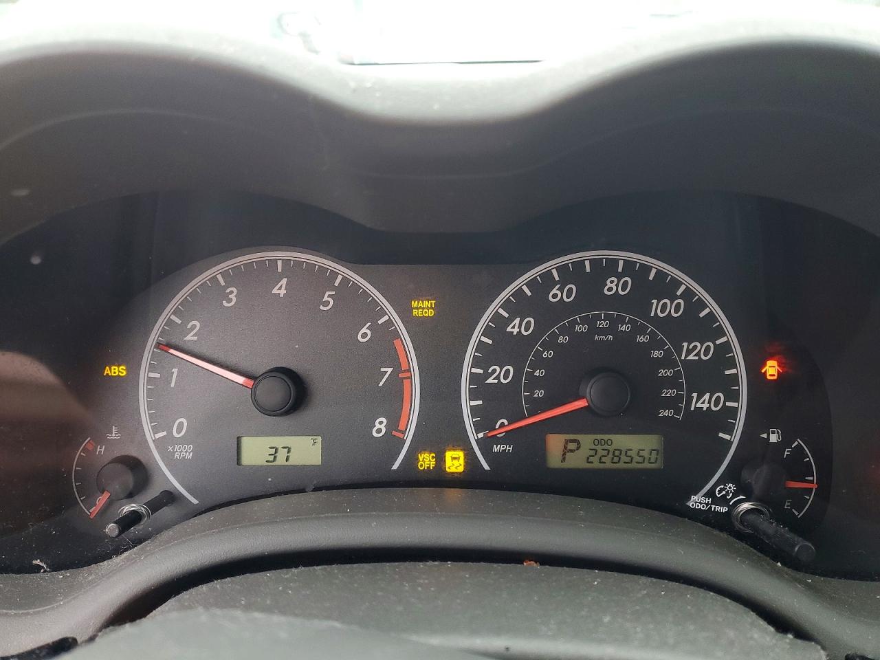 2010 TOYOTA COROLLA LE photo 9
