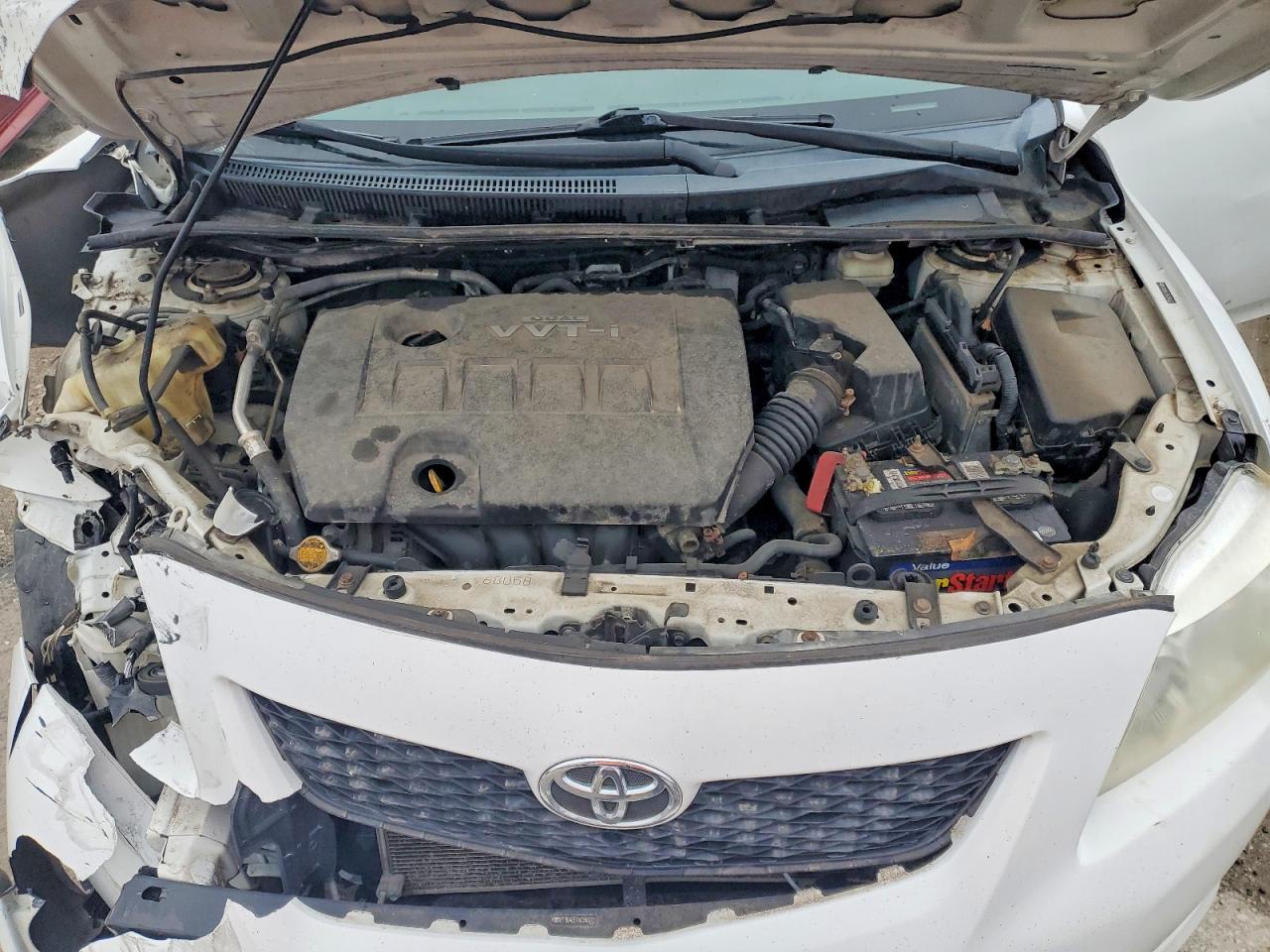 2010 TOYOTA COROLLA LE photo 11