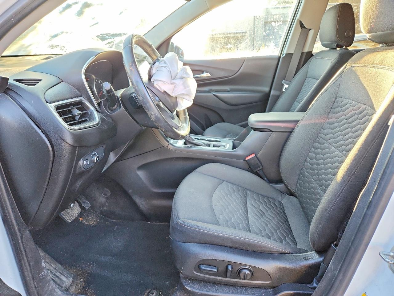 2018 CHEVROLET EQUINOX LT photo 13