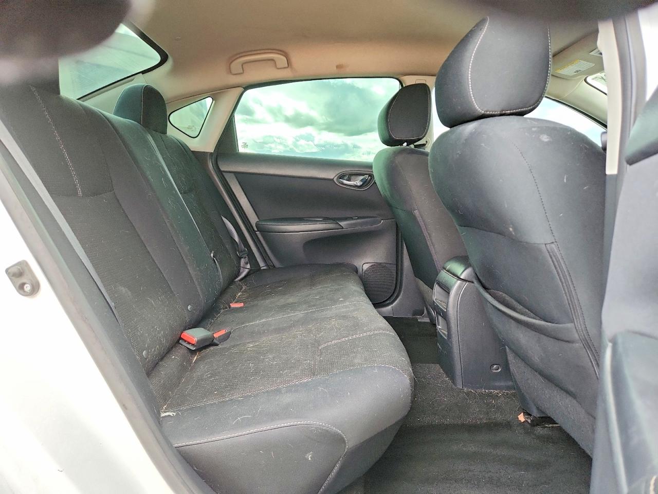 2016 NISSAN SENTRA S photo 10
