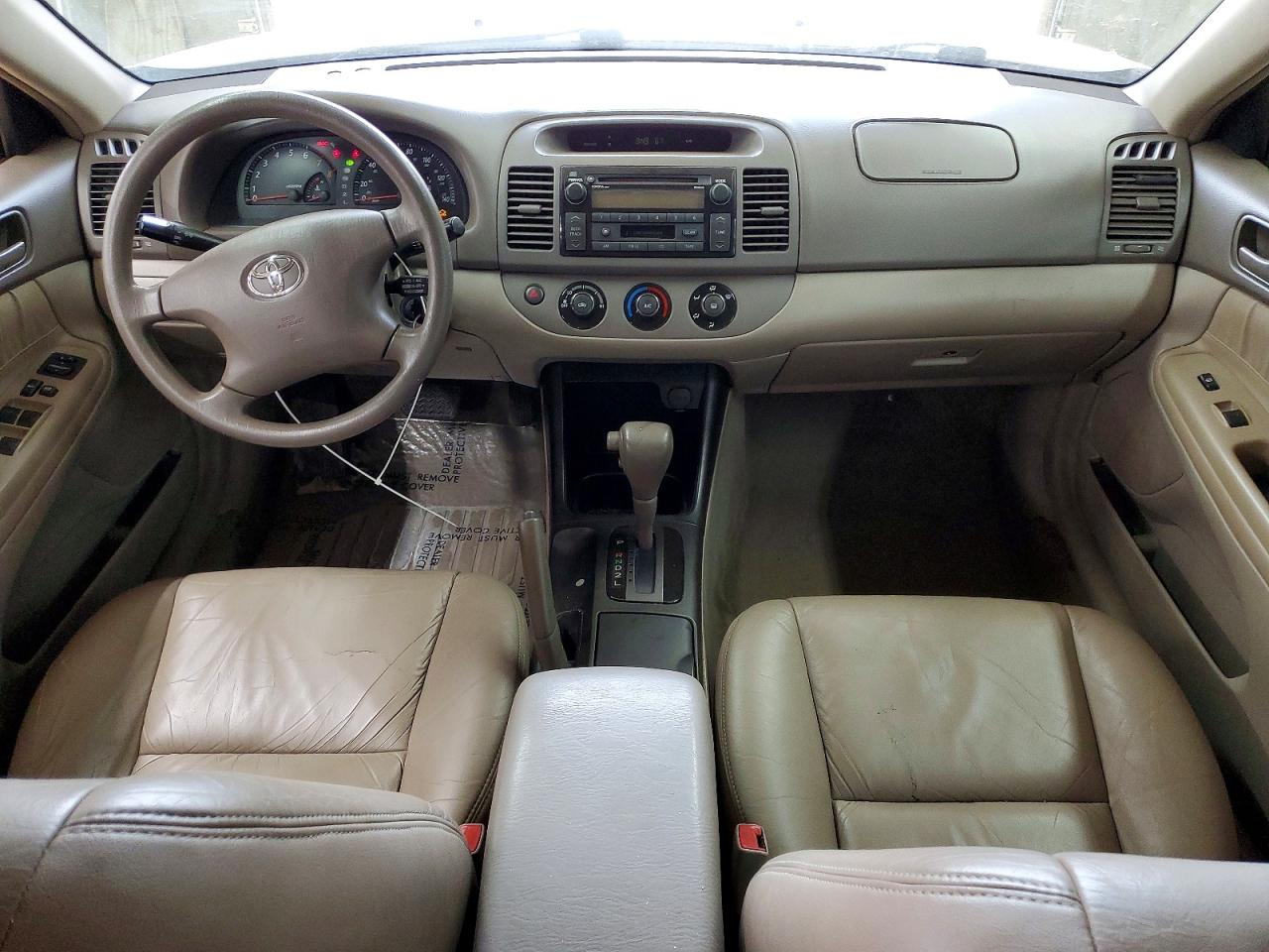 2003 TOYOTA CAMRY LE photo 15