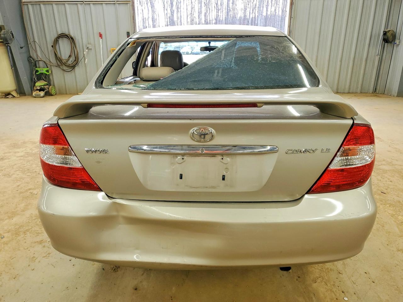 2003 TOYOTA CAMRY LE photo 11