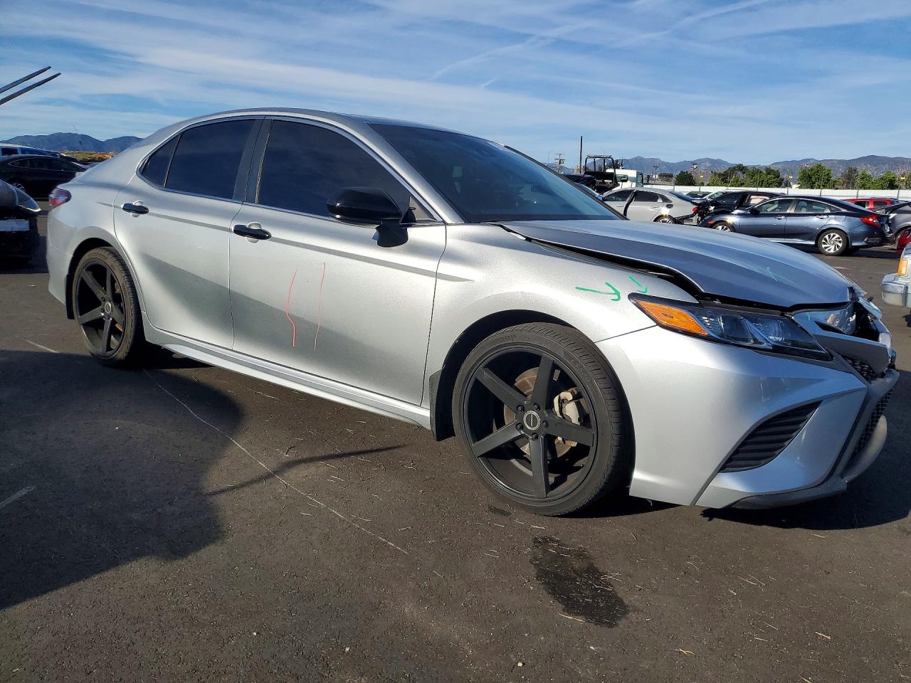 2018 TOYOTA CAMRY L photo 7
