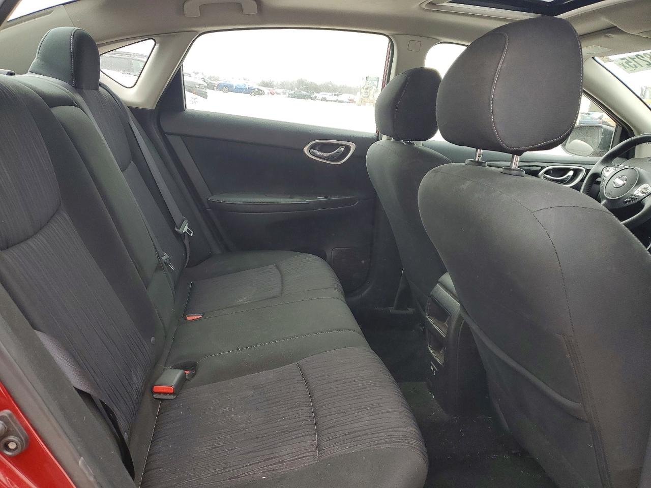 2019 NISSAN SENTRA S photo 10