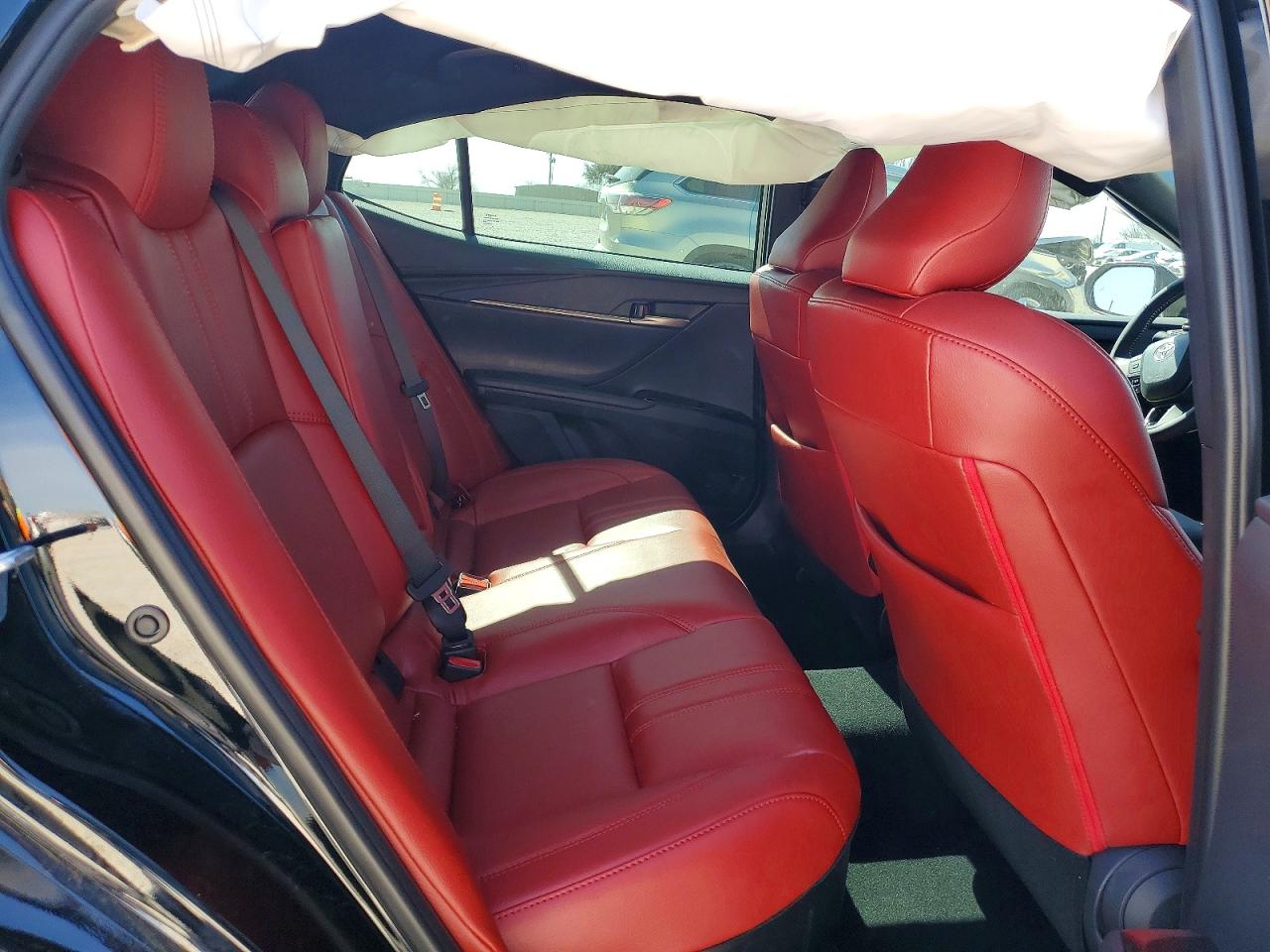 2026 TOYOTA CAMRY SE photo 28