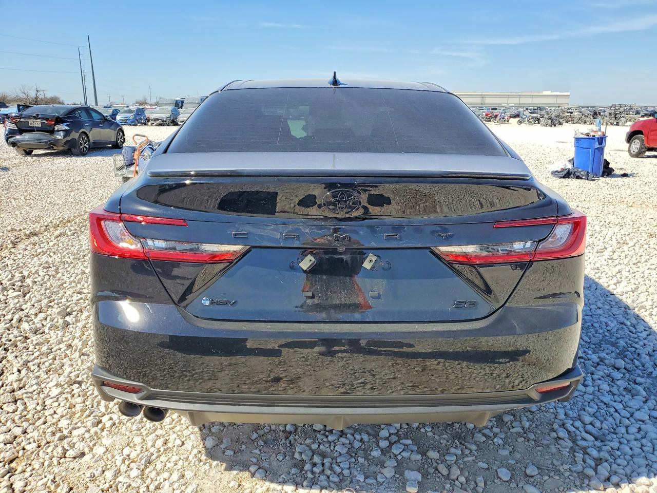 2026 TOYOTA CAMRY SE photo 16