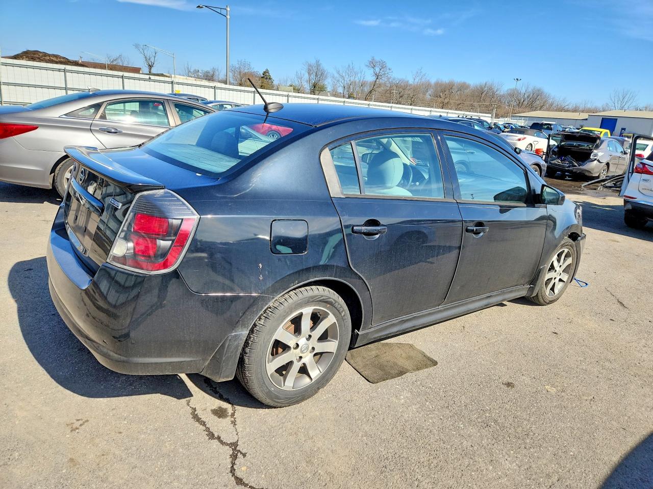2011 NISSAN SENTRA 2.0 photo 3