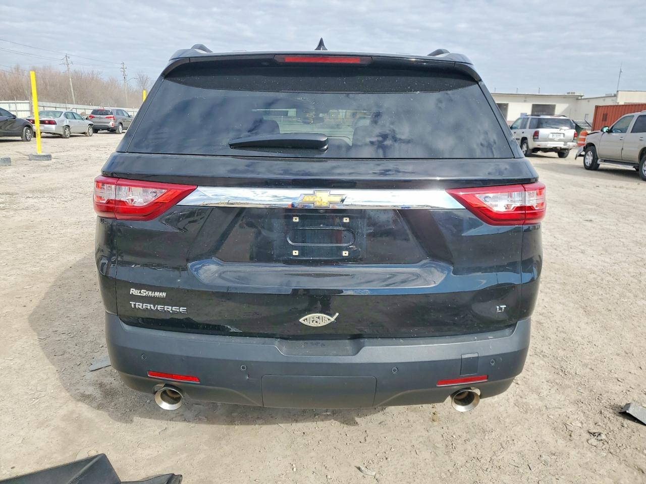 2019 CHEVROLET TRAVERSE LT photo 6