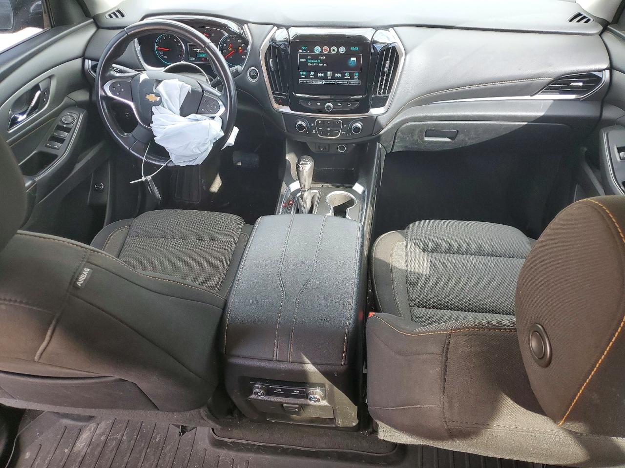 2019 CHEVROLET TRAVERSE LT photo 8
