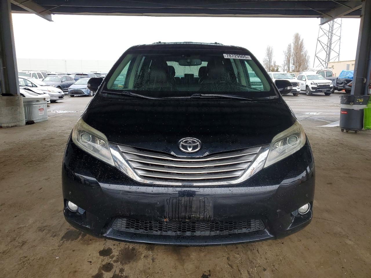 2015 TOYOTA SIENNA LIMITED PREMIUM 7-PASSENGER photo 5